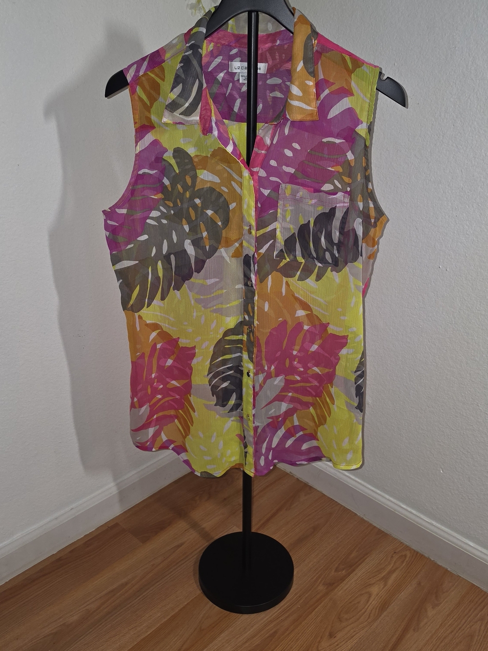 Liz Claiborne Sleeveless Tropical Button-Down Blouse in Yellow, Pink & Gray